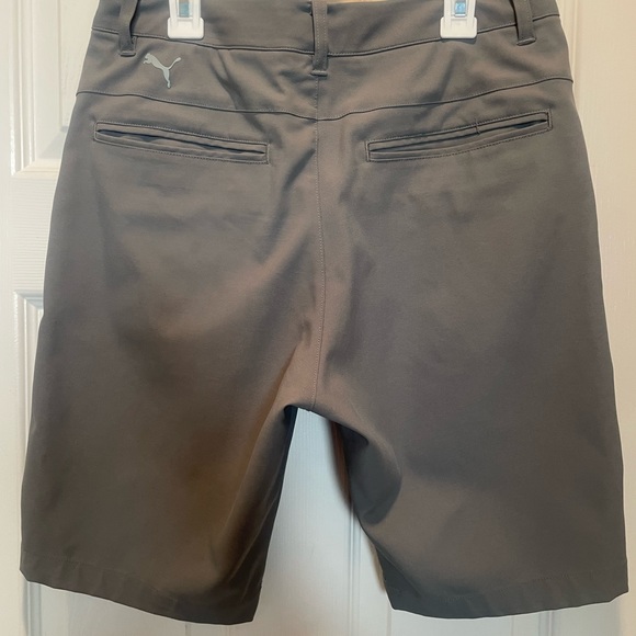 Puma Golf Shorts - Picture 2 of 3